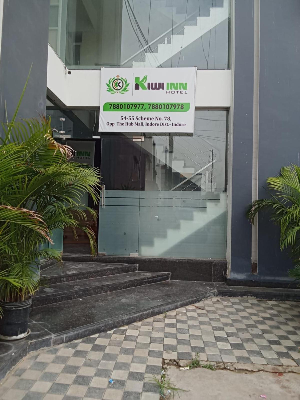 Hotel Kiwi Inn Vijaynagar Scheme 78 インドール エクステリア 写真